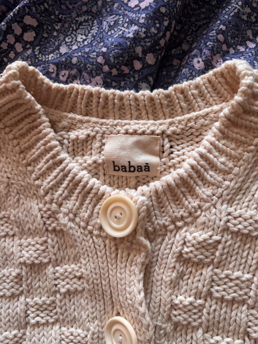 Babaa vest no 4 in natural (one size) - Picture 2 of 6